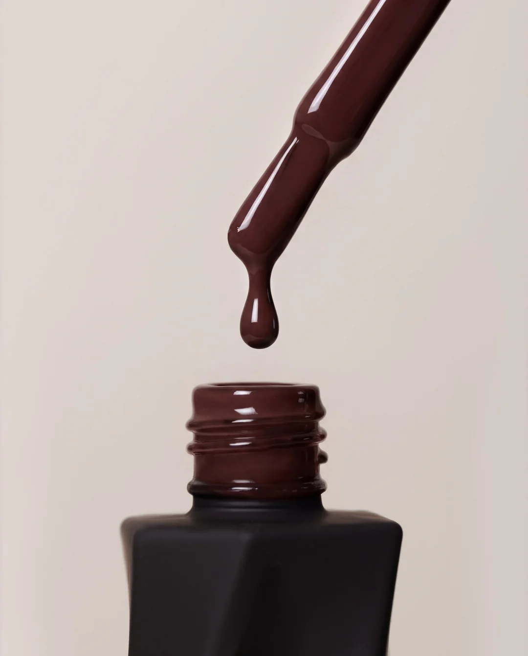 5J1A3462_AI3CacaoNude_2_resized Gel Polish Cocoa Nude – Evolve – Semi-Permanent Nail Polish 10ml