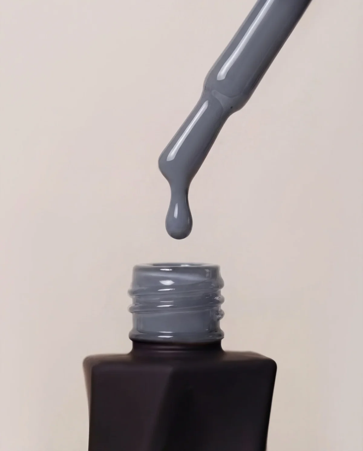 Gel Polish Shadow Grey – Evolve – Soak-Off Gel Polish 10ml