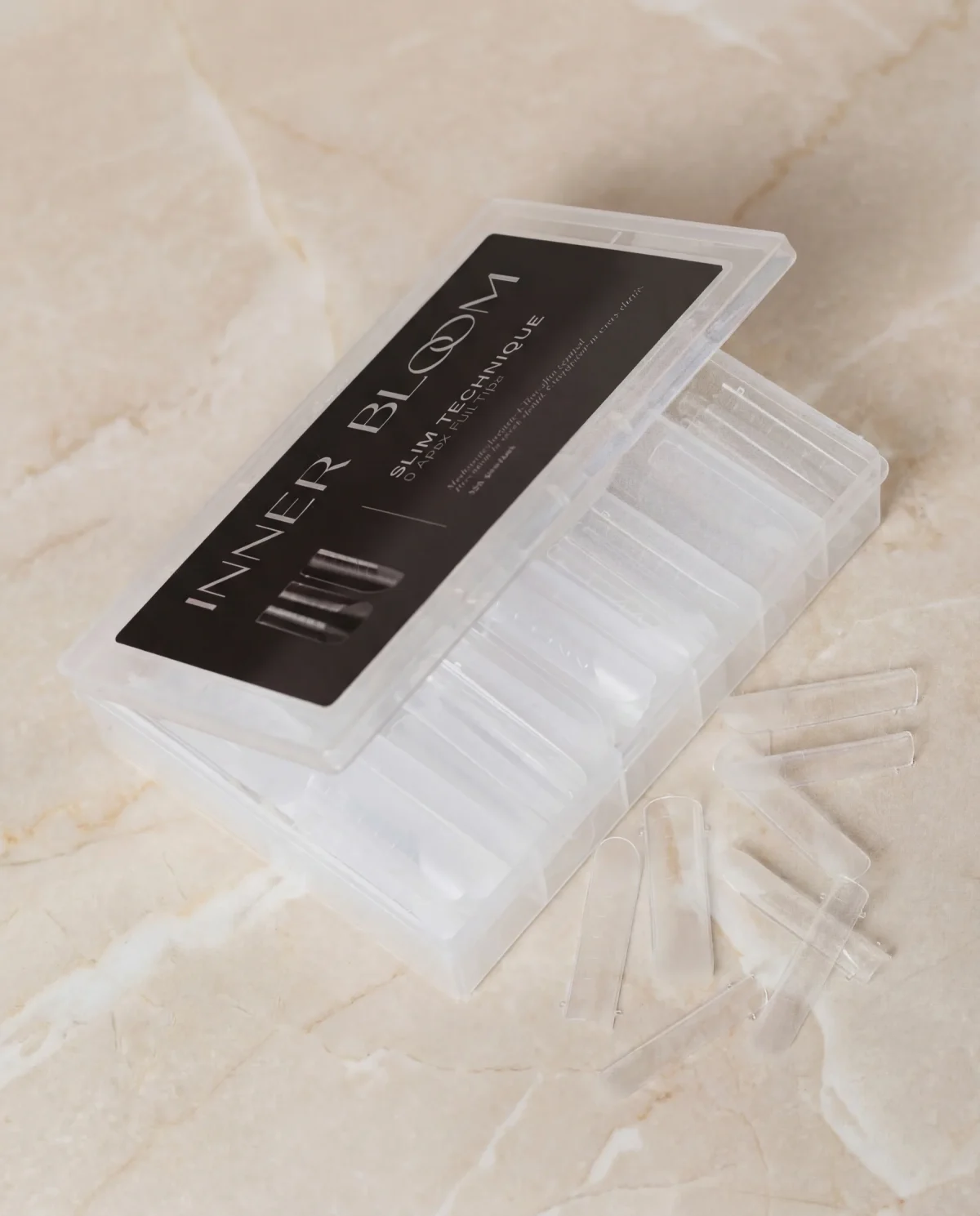 5J1A4301Ai Full slim 0 APEX tips
