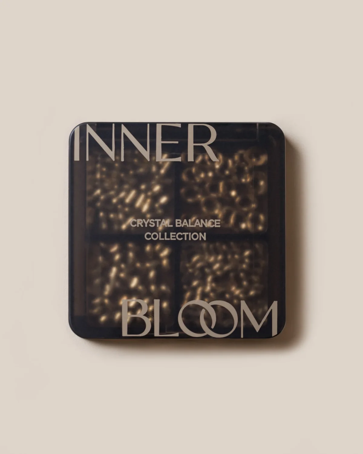 golden-details-2_bc85c31e-ecdf-4190-b9ca-0256cb189a79 Golden Details – Micro Metal Accents