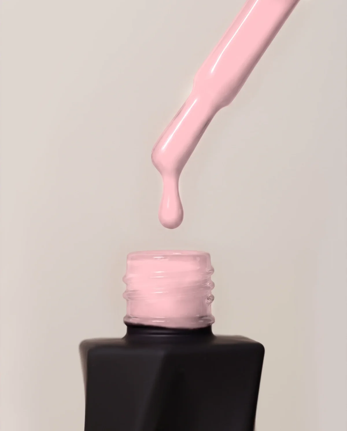 01-Powder-Petal_1ada4ebf-ce97-4241-8089-3854c4e71679 Gel Polish Flame Red – Evolve – Semi-Permanent Nail Polish 10ml