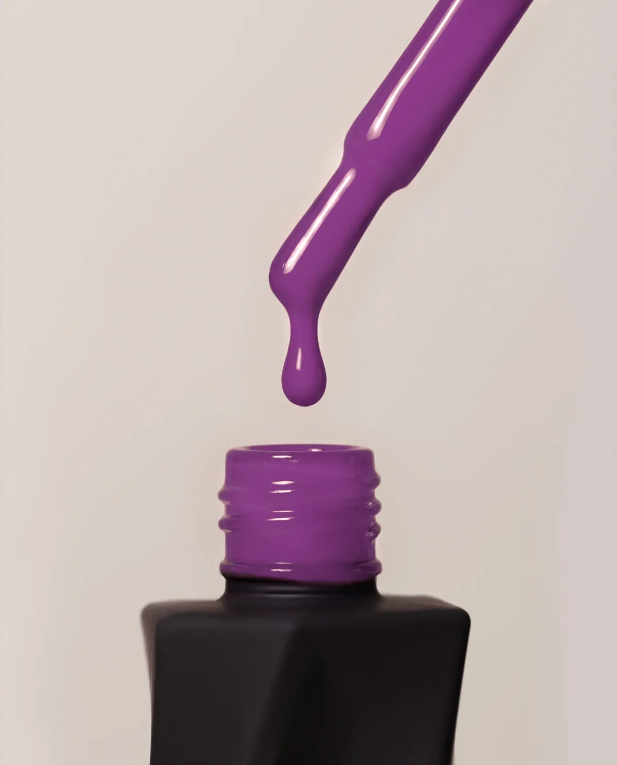 13-Amethyst-Dusk Gel Polish Flame Red – Evolve – Semi-Permanent Nail Polish 10ml