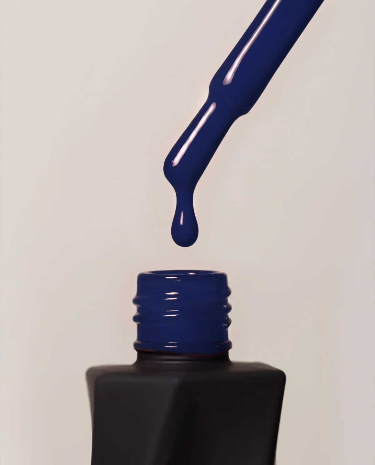 17-Navy-Horizon_45ec9094-f2bb-4ca0-9337-17a9d5a0cf16 Gel Polish Flame Red – Evolve – Semi-Permanent Nail Polish 10ml